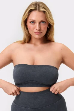 Contouring Seamless Bandeau