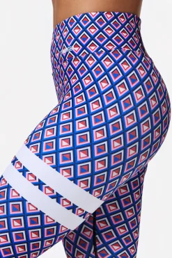 Explore Leggings