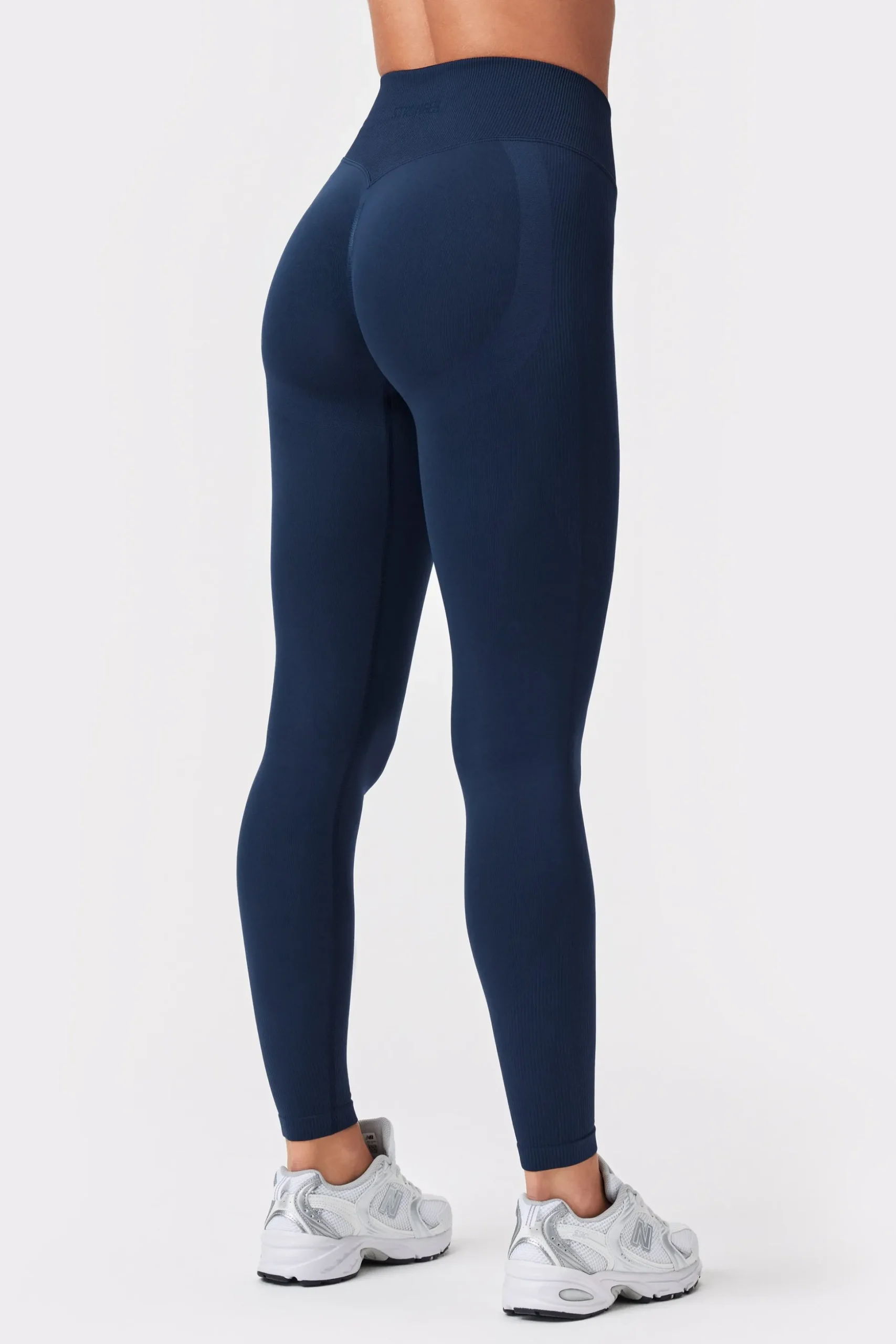 Seamless Contour Tights