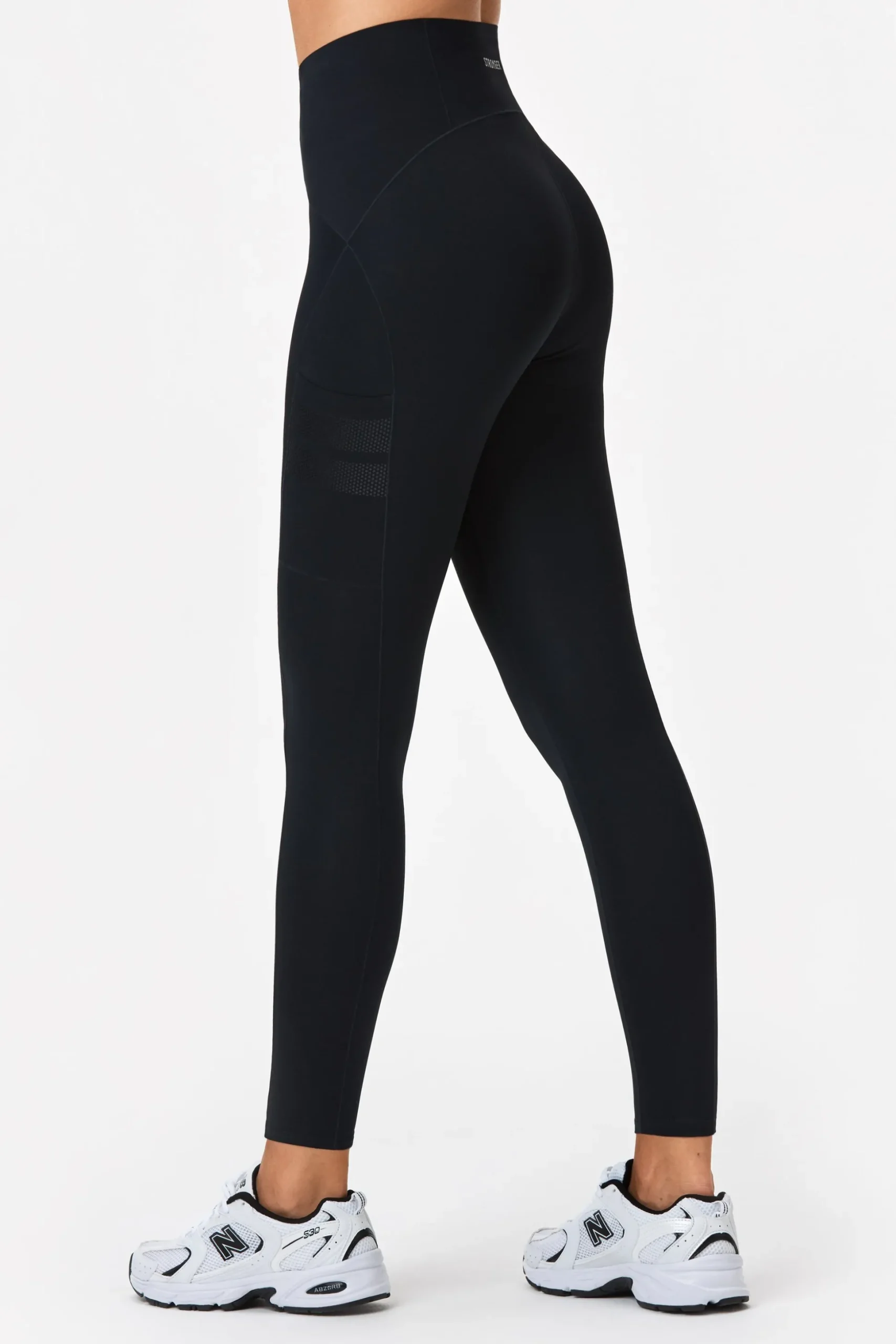 Sleek Pocket Tights