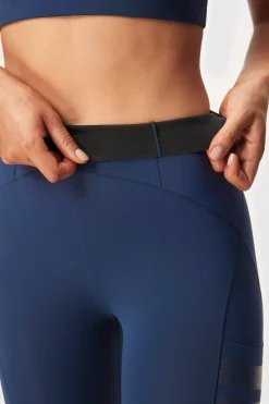 Sleek Pocket Tights