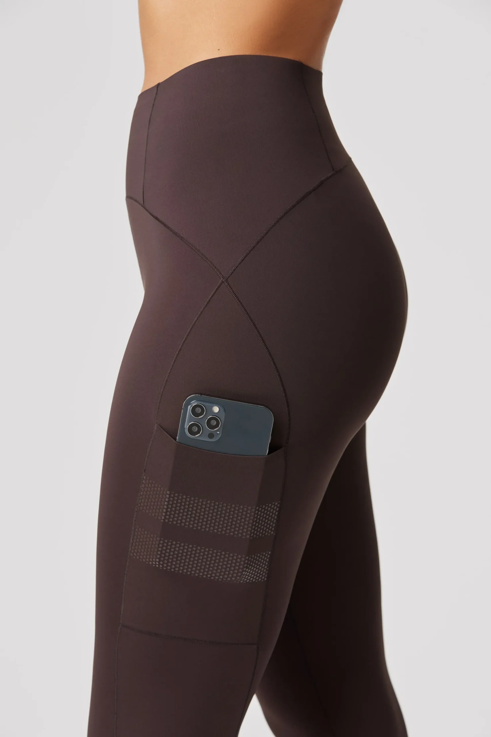 Sleek Pocket Tights